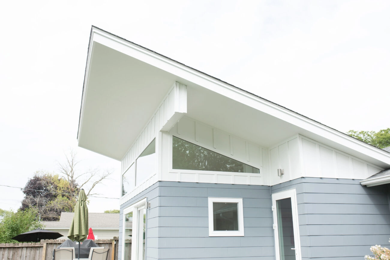 ITASCA AVENUE: CONTEMPORARY KITCHEN & HOME ADDITION IN ST. PAUL