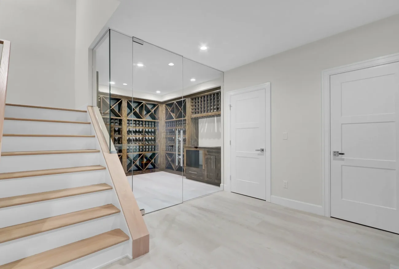 Master Bathroom Ideas: Walk-In Showers, Layouts & Design Tips