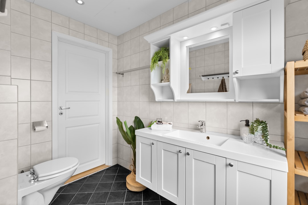 Custom Bathroom Cabinets