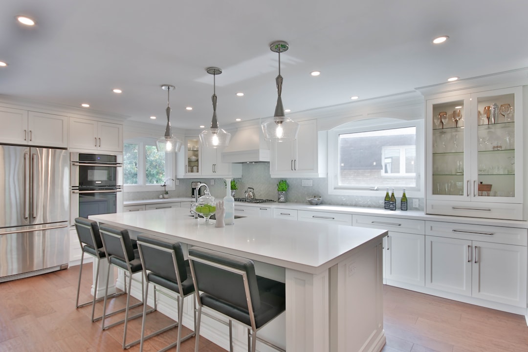 Custom Kitchen Cabinets